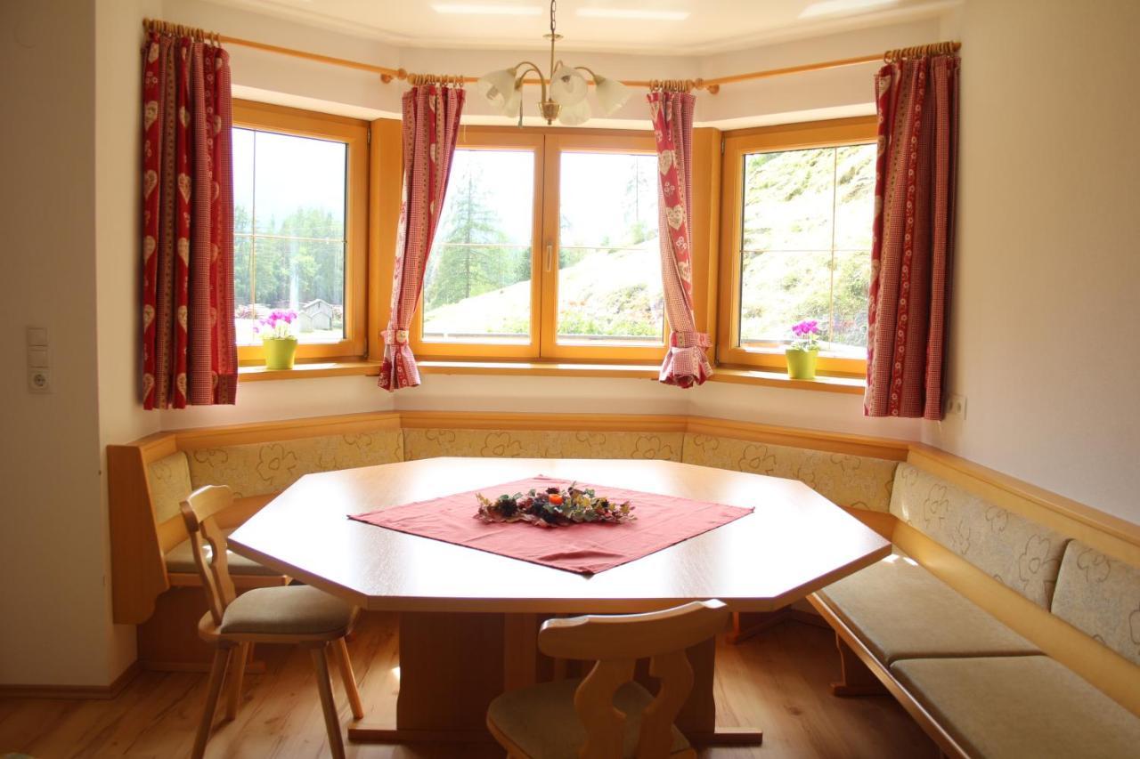 Michelas - Hof Umhausen Exteriör bild